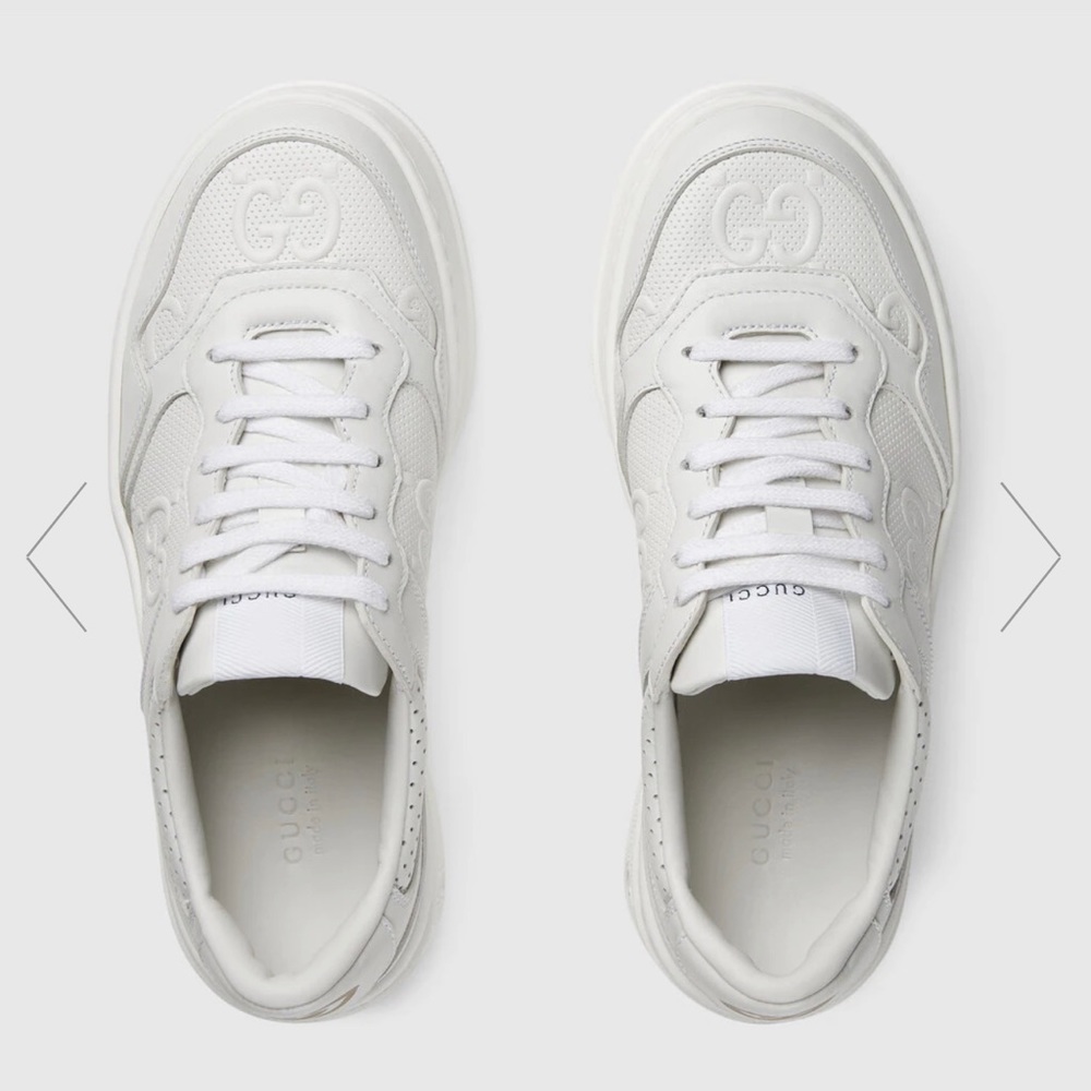 WOMEN'S GG EMBOSSED SNEAKER